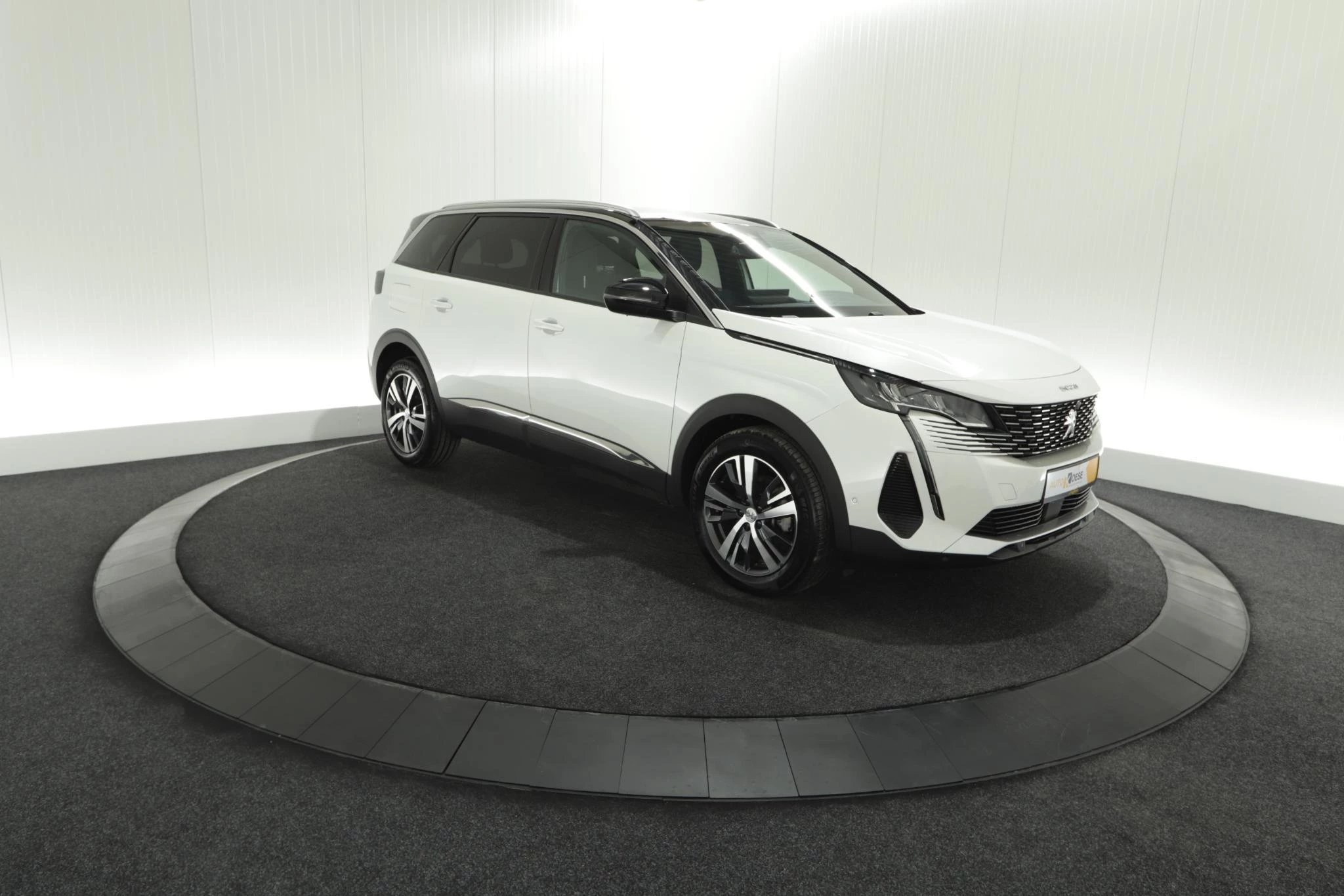 Hoofdafbeelding Peugeot 5008