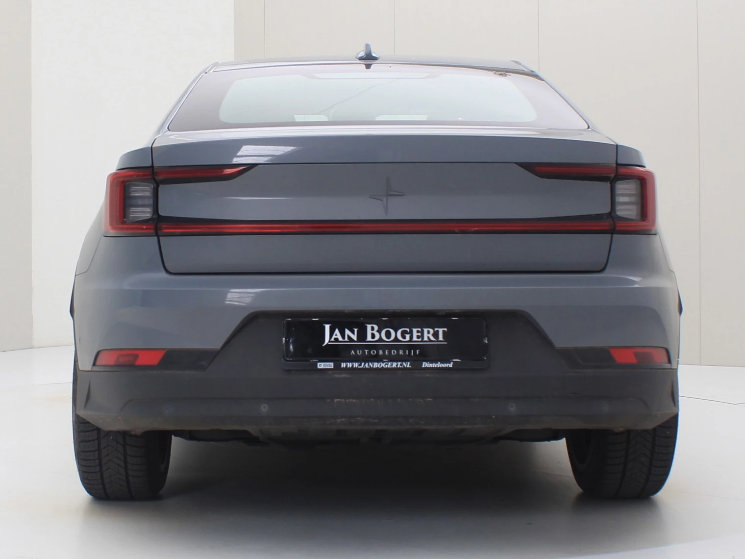 Hoofdafbeelding Polestar 2