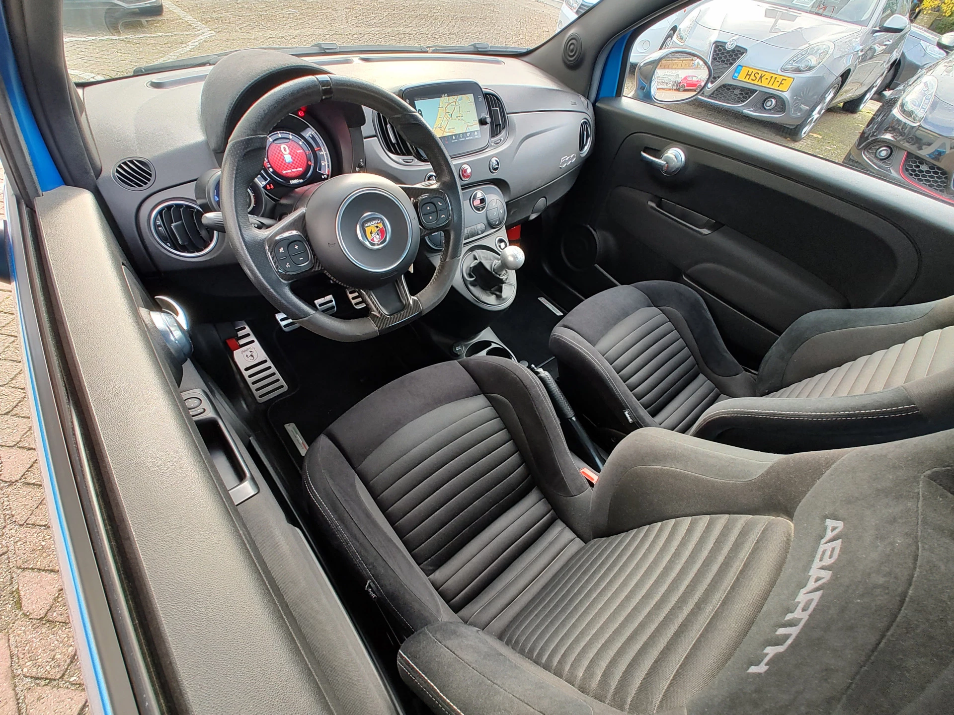Hoofdafbeelding Abarth 695
