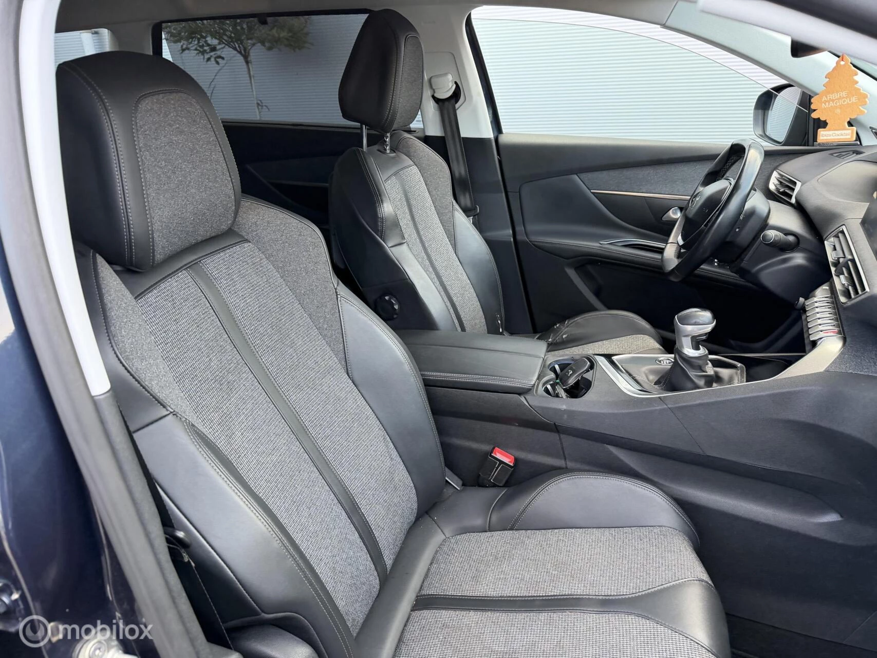 Hoofdafbeelding Peugeot 5008