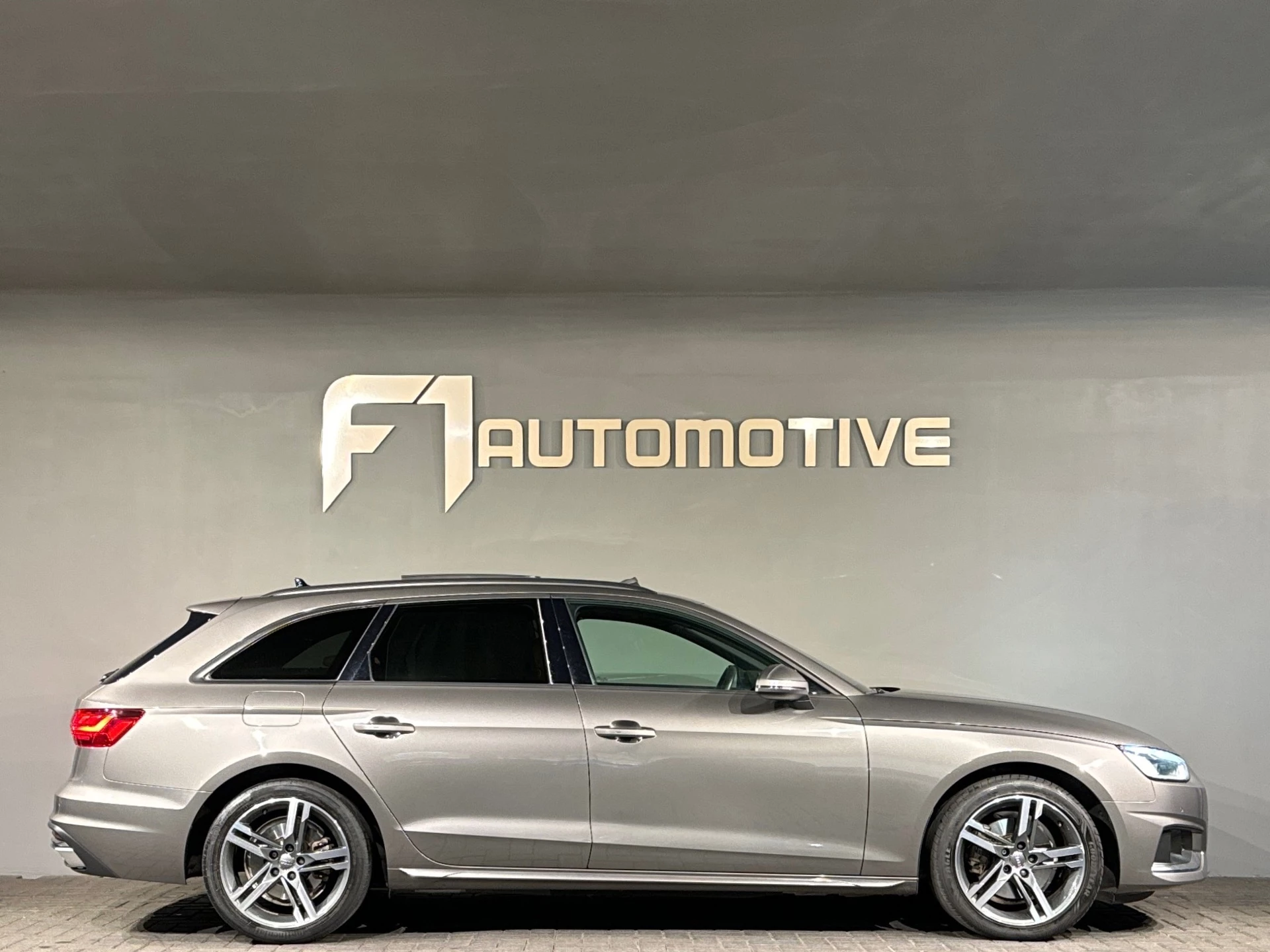 Hoofdafbeelding Audi A4