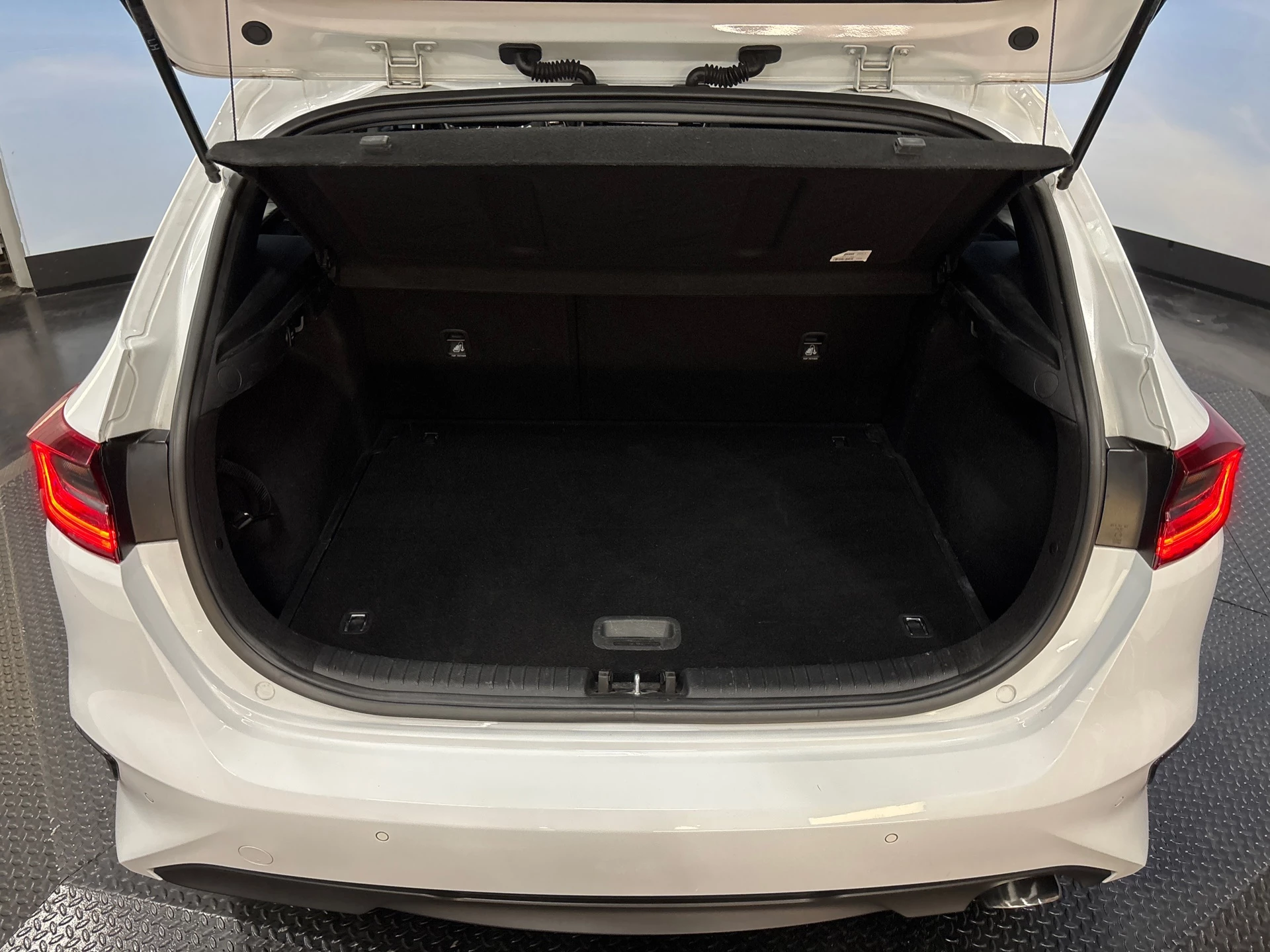 Hoofdafbeelding Kia Ceed