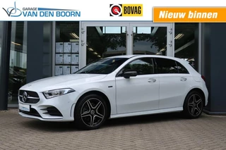 Mercedes-Benz A-Klasse A250e AMG-Line, All Season Banden, Trekhaak, Dode Hoek Monitor, etc.