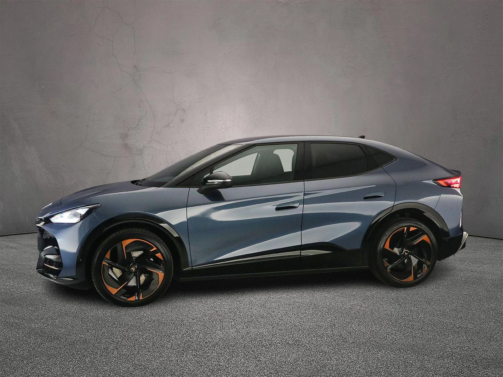 Hoofdafbeelding CUPRA Tavascan