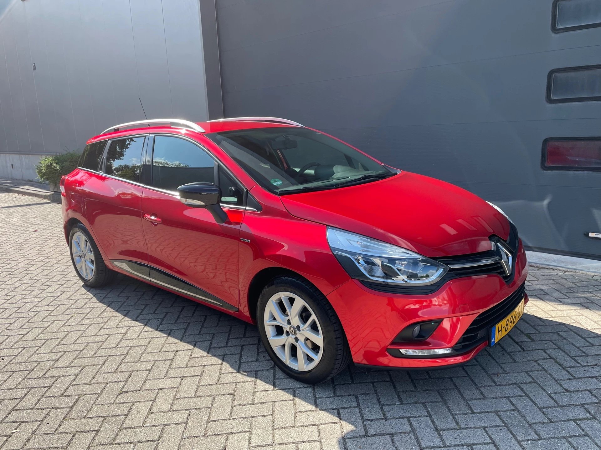 Hoofdafbeelding Renault Clio