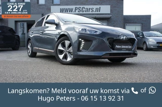 Hoofdafbeelding Hyundai IONIQ Hyundai IONIQ Comfort EV ACC|Camera|CarPlay|Navi|PrivacyGlas