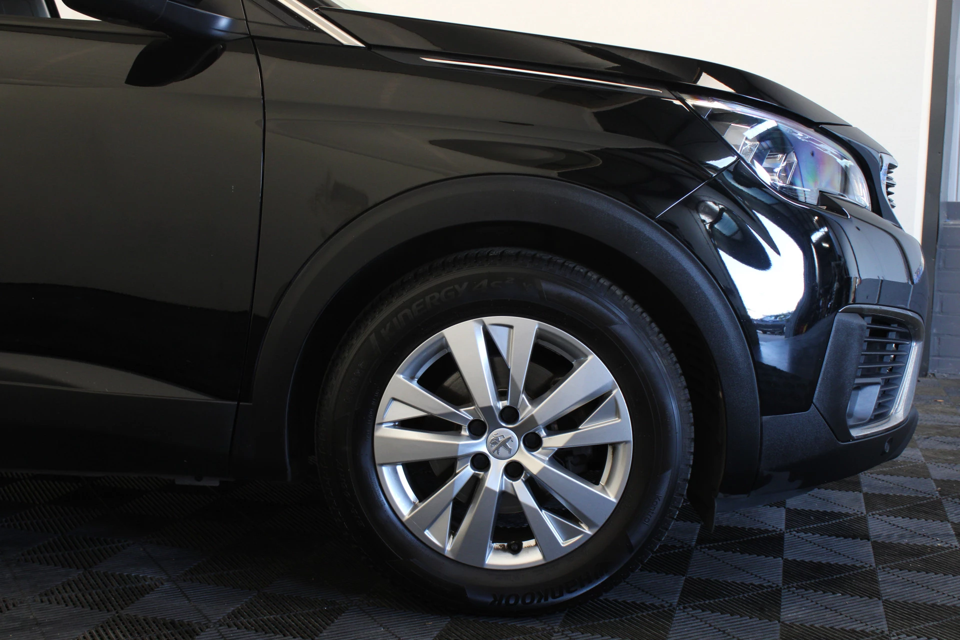 Hoofdafbeelding Peugeot 5008