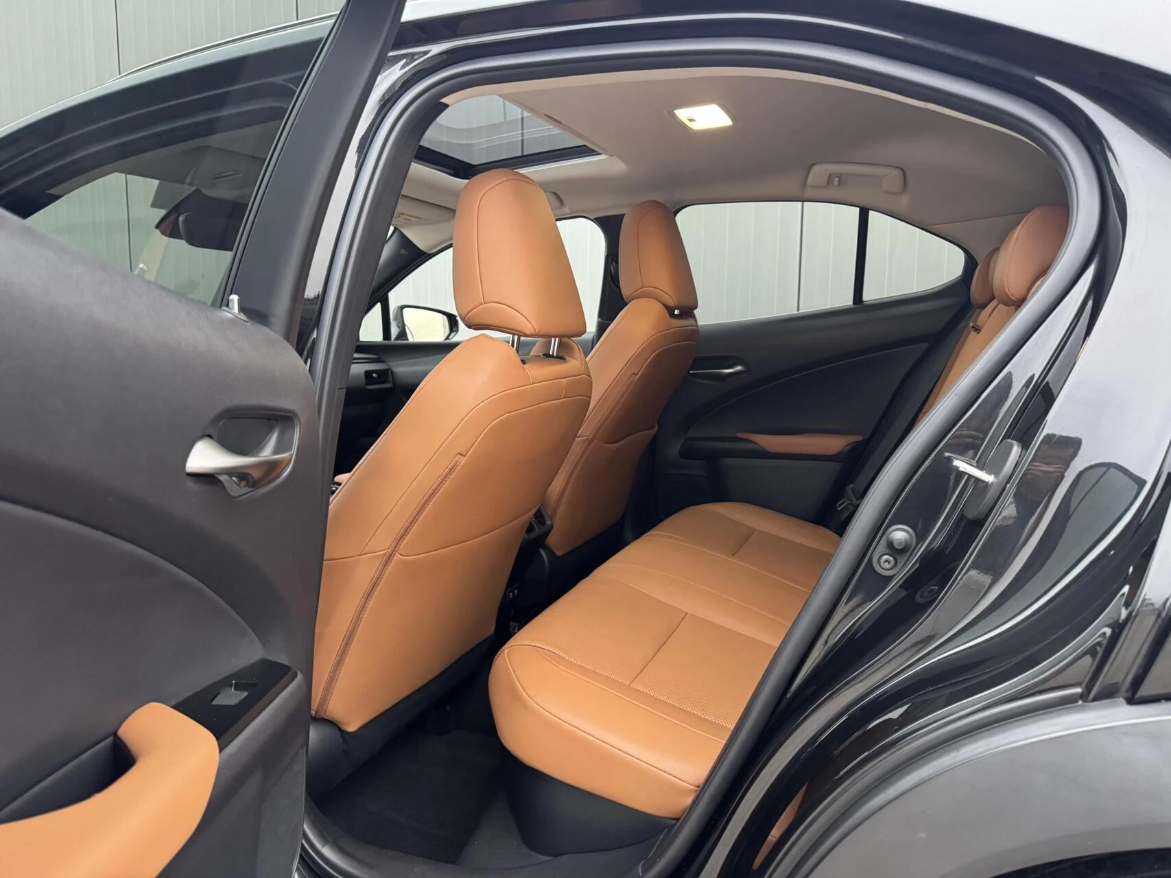 Hoofdafbeelding Lexus UX