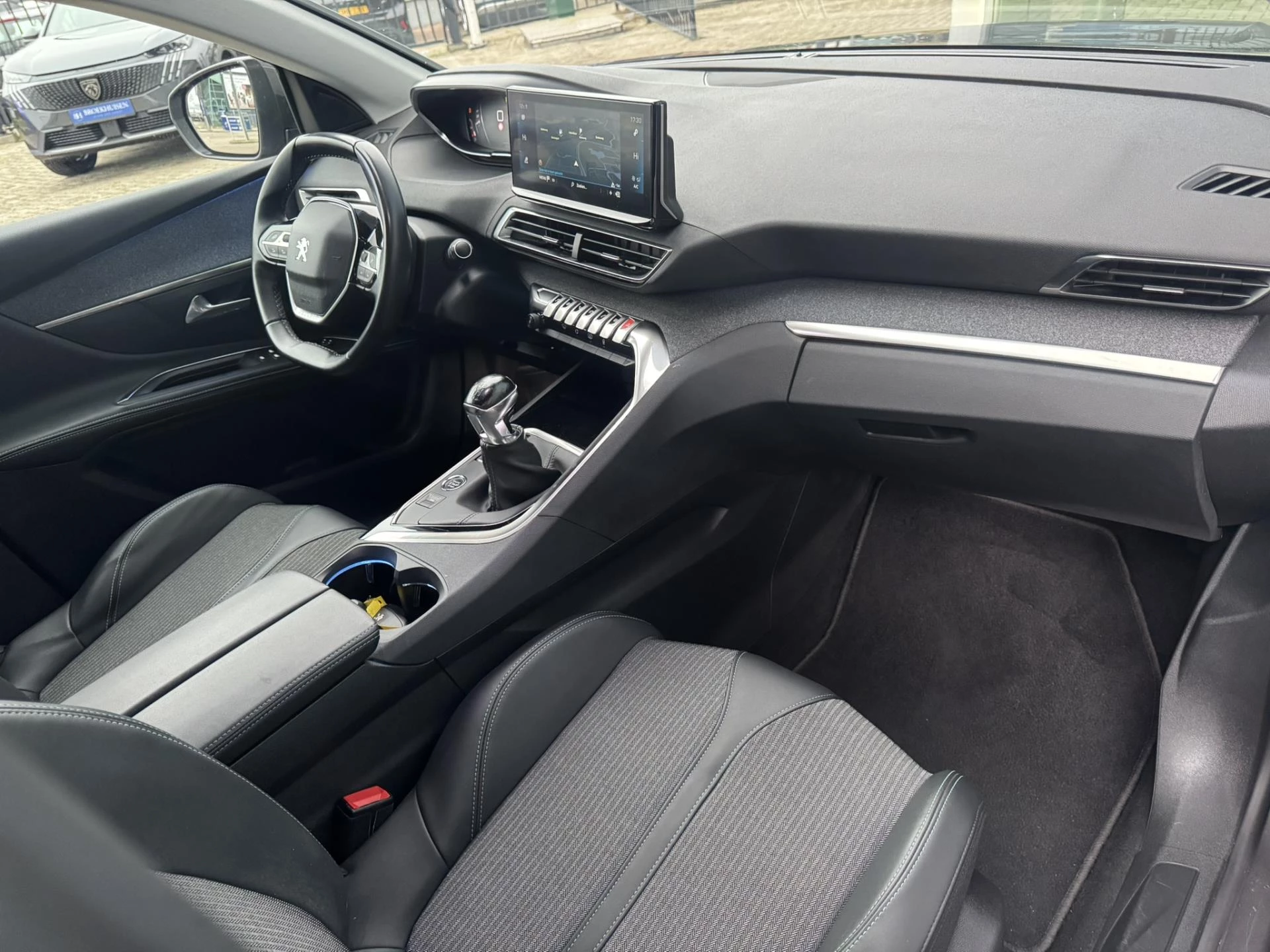 Hoofdafbeelding Peugeot 5008