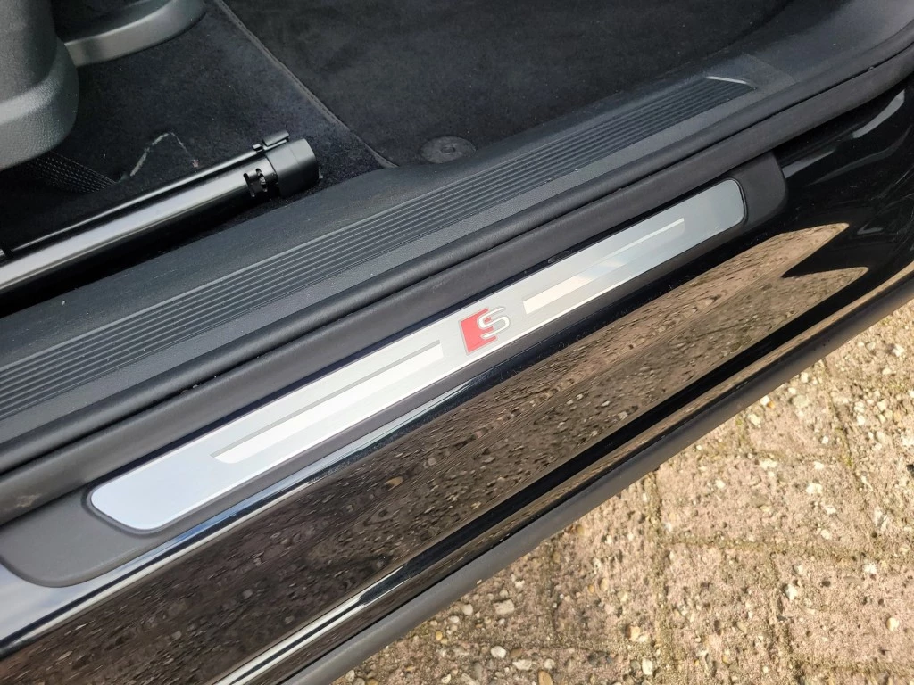 Hoofdafbeelding Audi Q4 e-tron