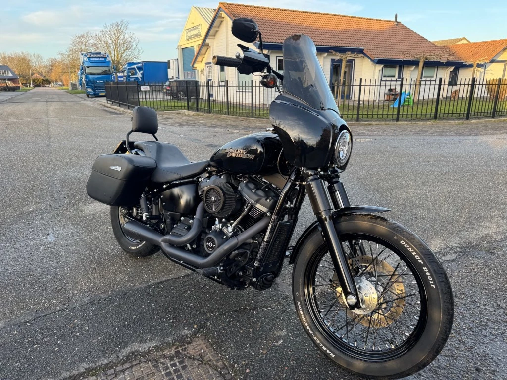 Hoofdafbeelding Harley-Davidson Street Bob