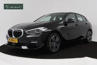 BMW 1-serie 118i High Executive Edition (PARKEERSENSOREN, STOELVERWARMING, CRUISE CONTROL, LEDEREN STOELEN, DEALER ONDERHOUDEN)