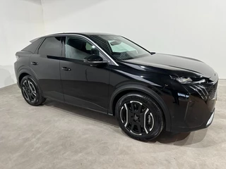 Hoofdafbeelding Peugeot e-3008 Peugeot e-3008 Allure, camera 360, afn. trekhaak, 19 inch, Navigatie,Warmtepomp