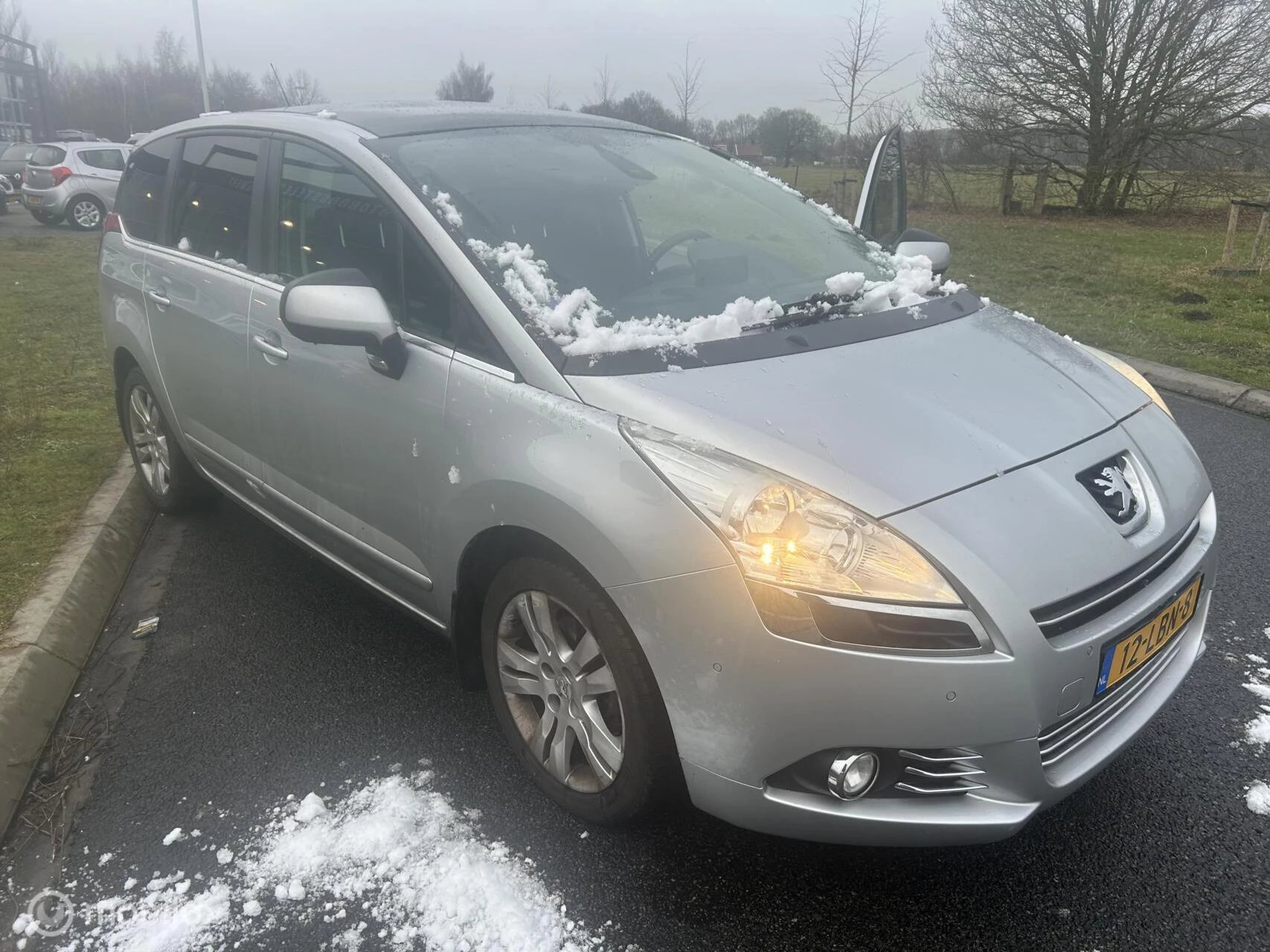 Hoofdafbeelding Peugeot 5008