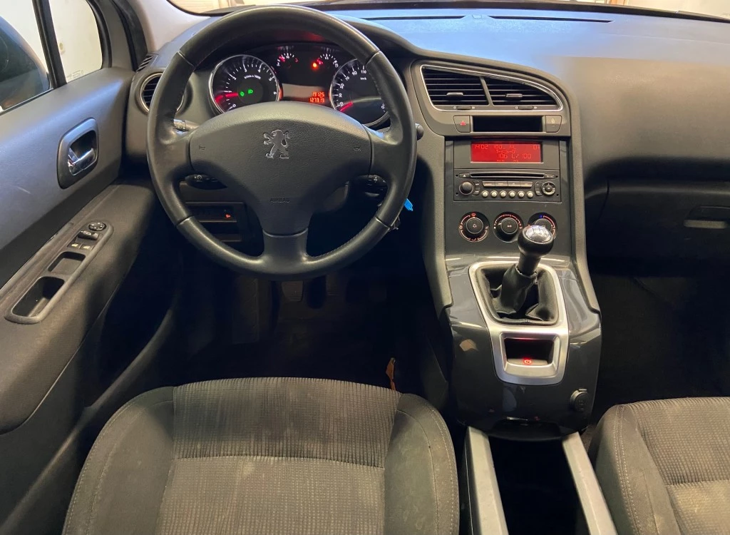 Hoofdafbeelding Peugeot 5008