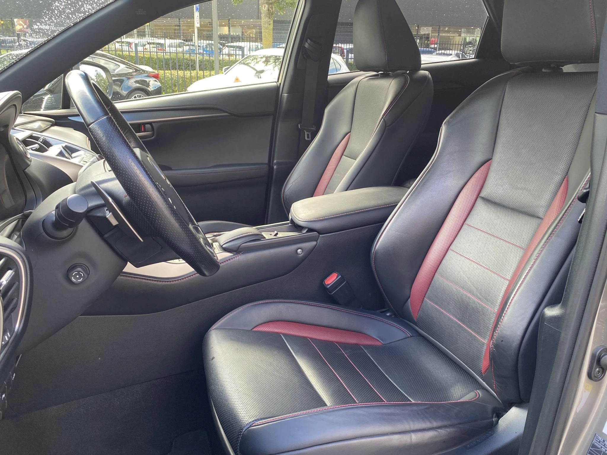 Hoofdafbeelding Lexus NX