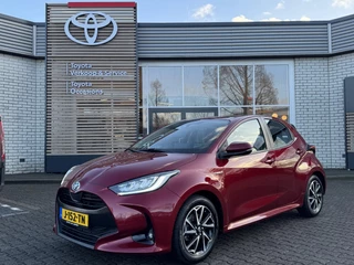 Toyota Yaris 1.5 HYBRID DYNAMIC AFN-TREKHAAK LED DEALER-OND APPLE/ANDROID KEYLESS 16"LM-VELGEN NL-AUTO