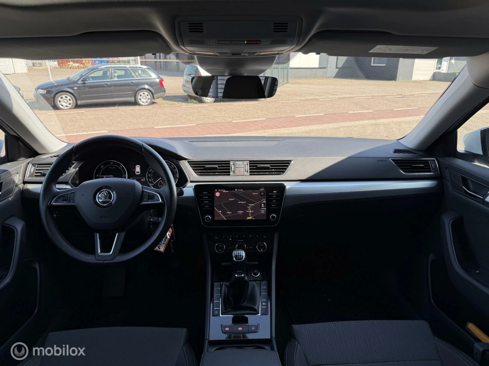 Hoofdafbeelding Škoda Superb