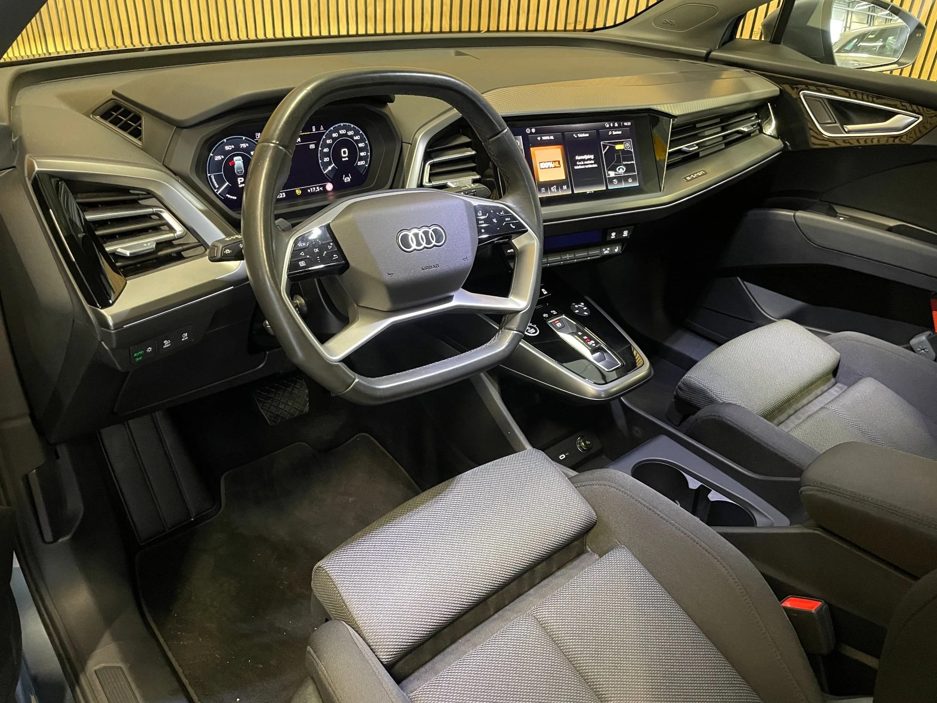 Hoofdafbeelding Audi Q4 e-tron