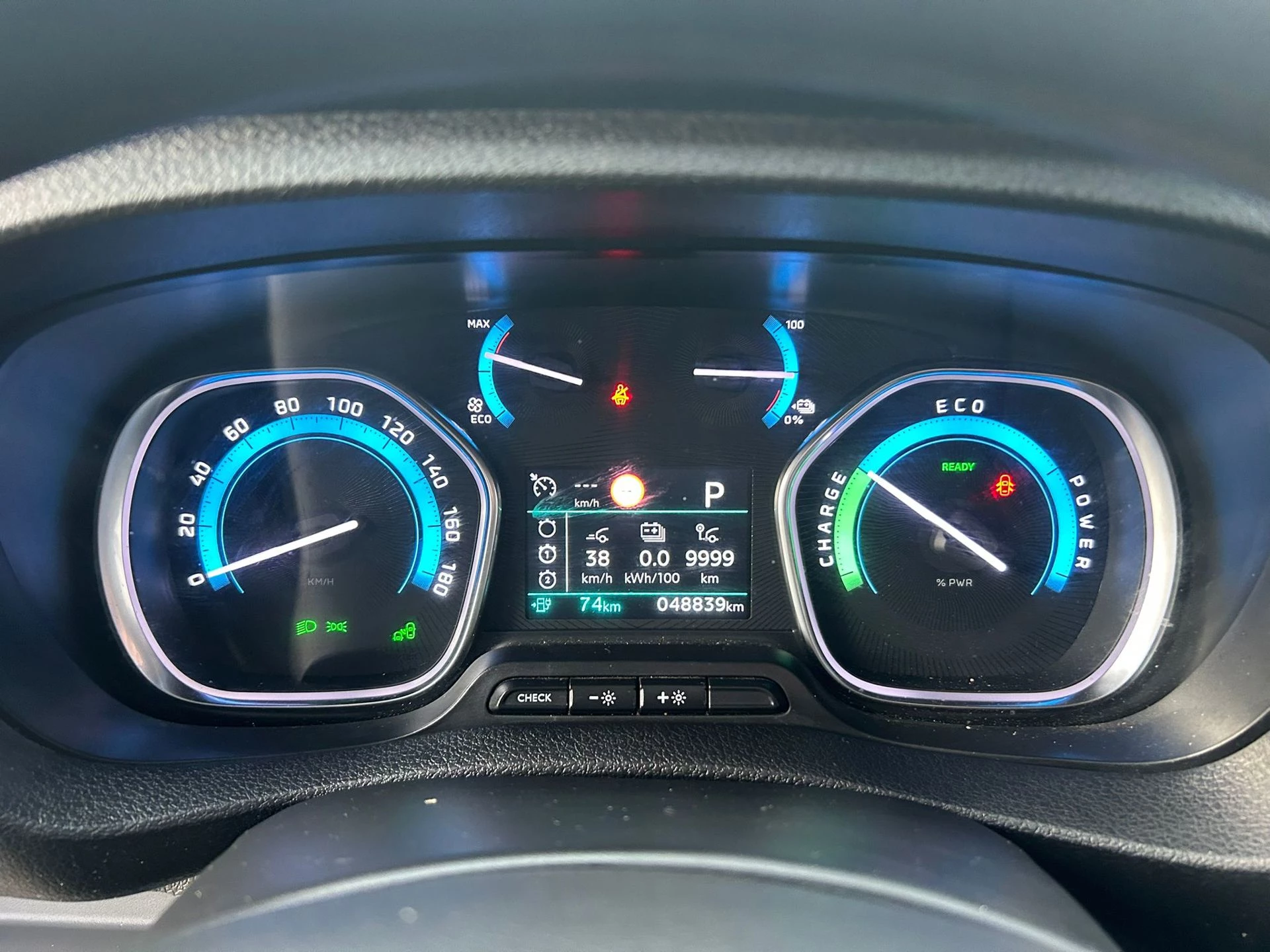 Hoofdafbeelding Peugeot e-Expert