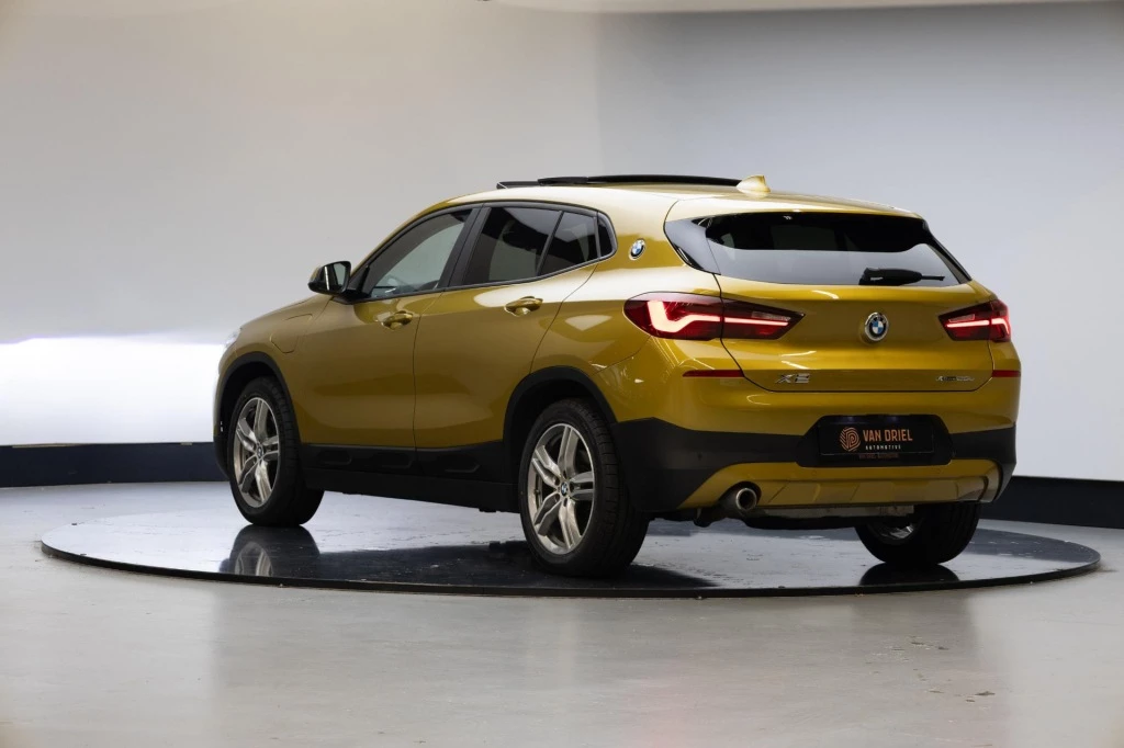 Hoofdafbeelding BMW X2