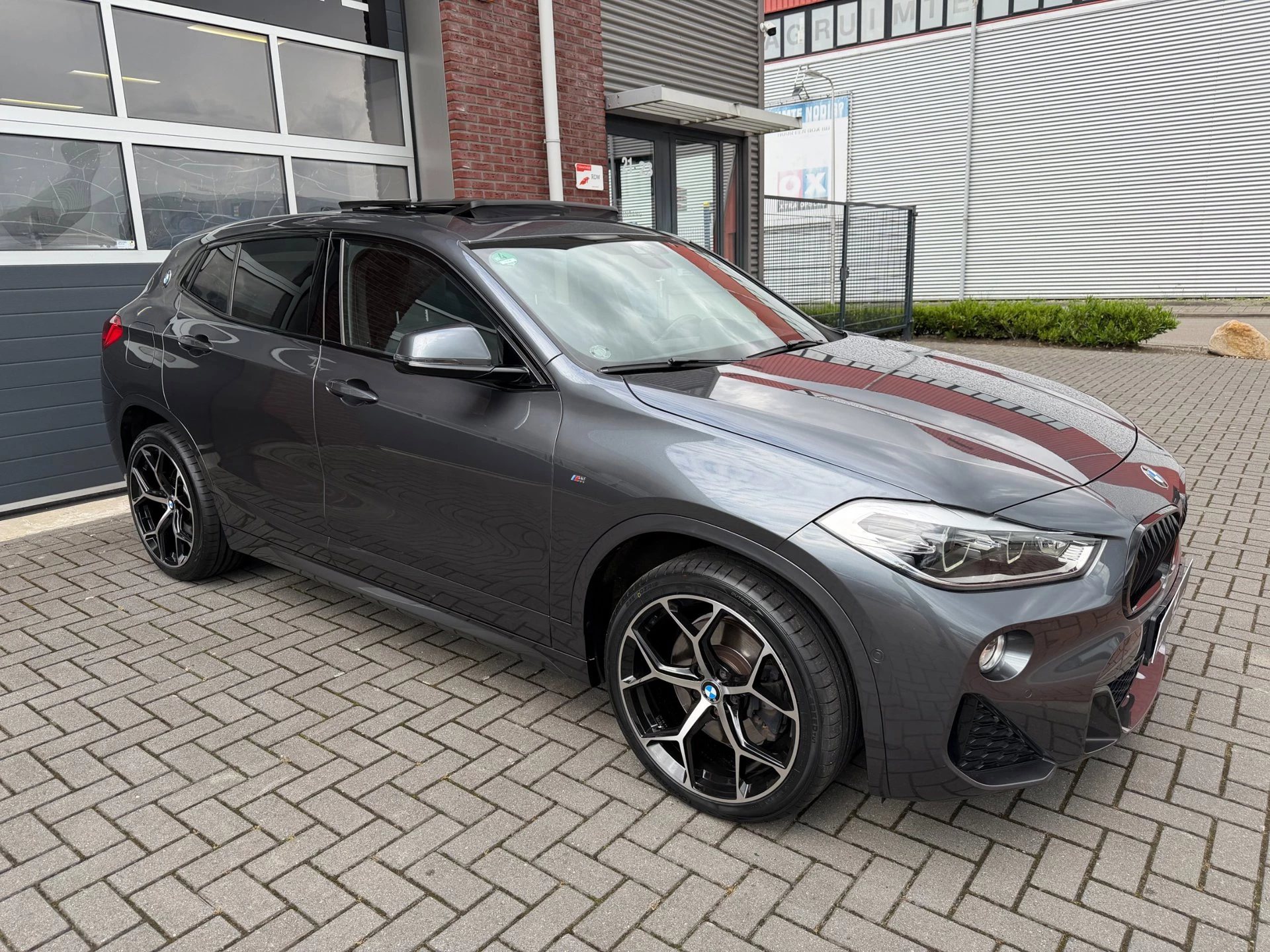 Hoofdafbeelding BMW X2