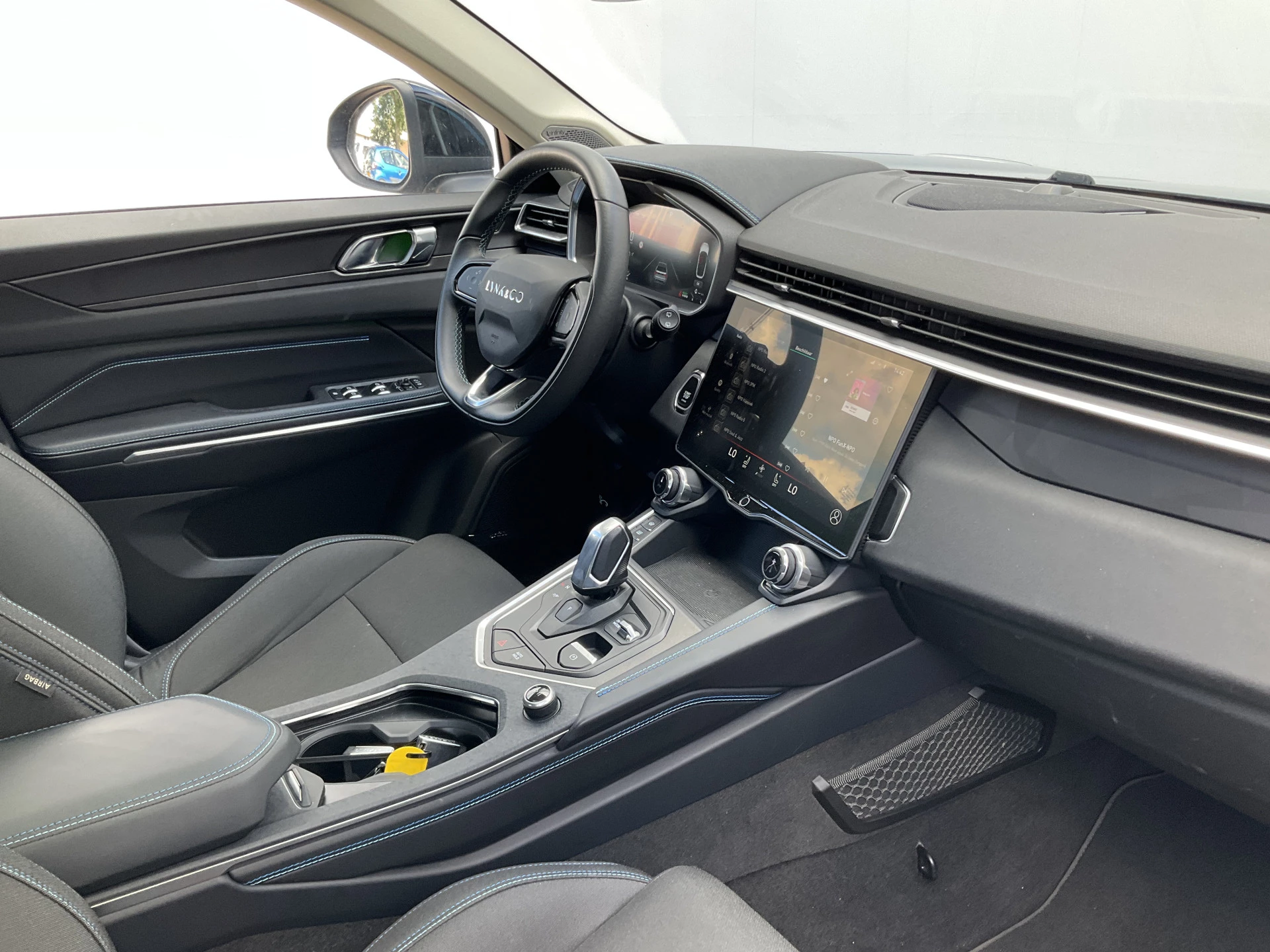 Hoofdafbeelding Lynk & Co 01