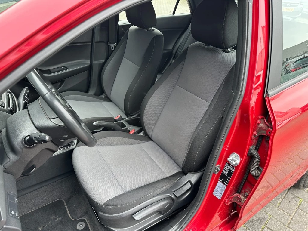 Hoofdafbeelding Hyundai i20