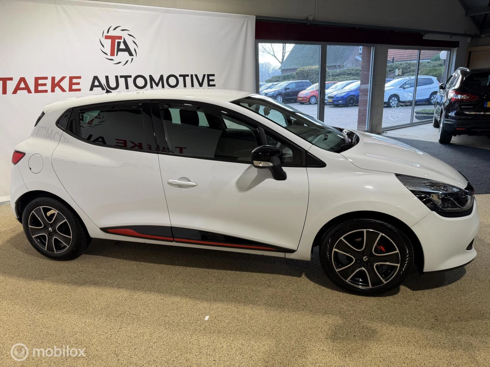 Hoofdafbeelding Renault Clio