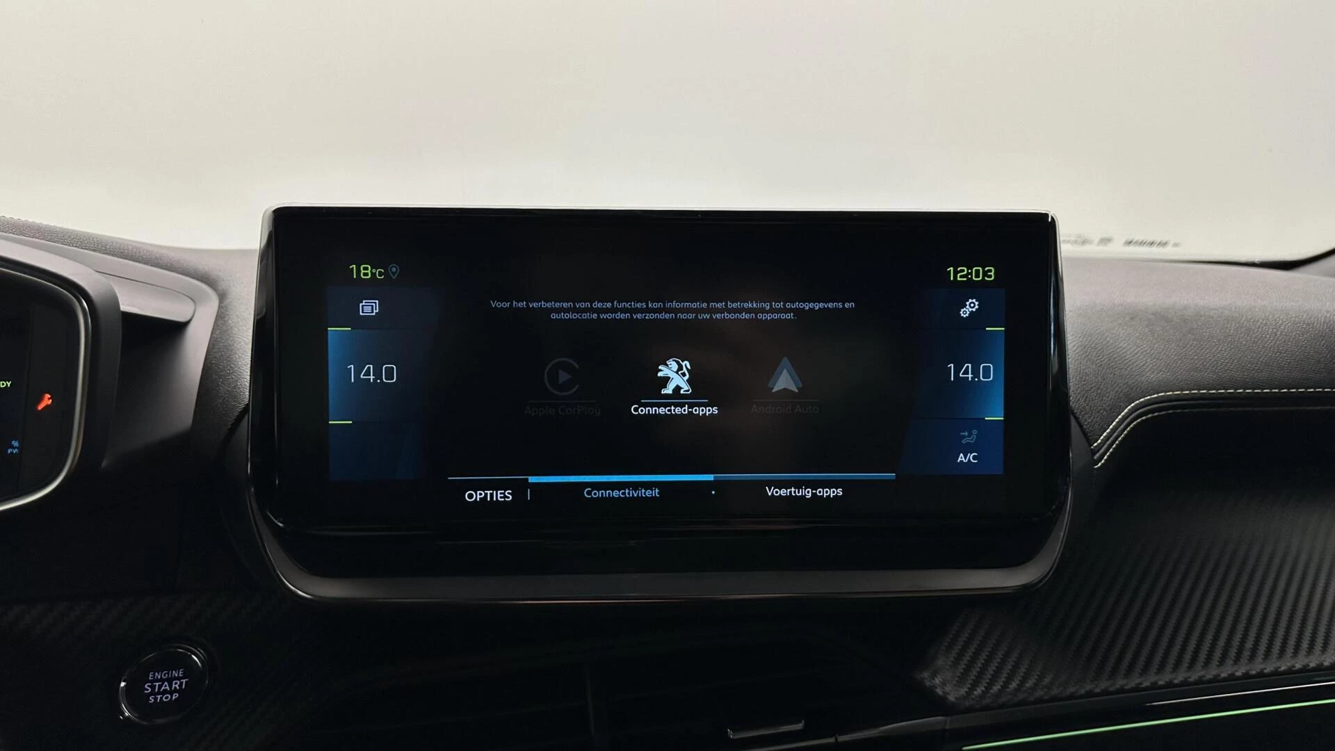 Hoofdafbeelding Peugeot e-2008