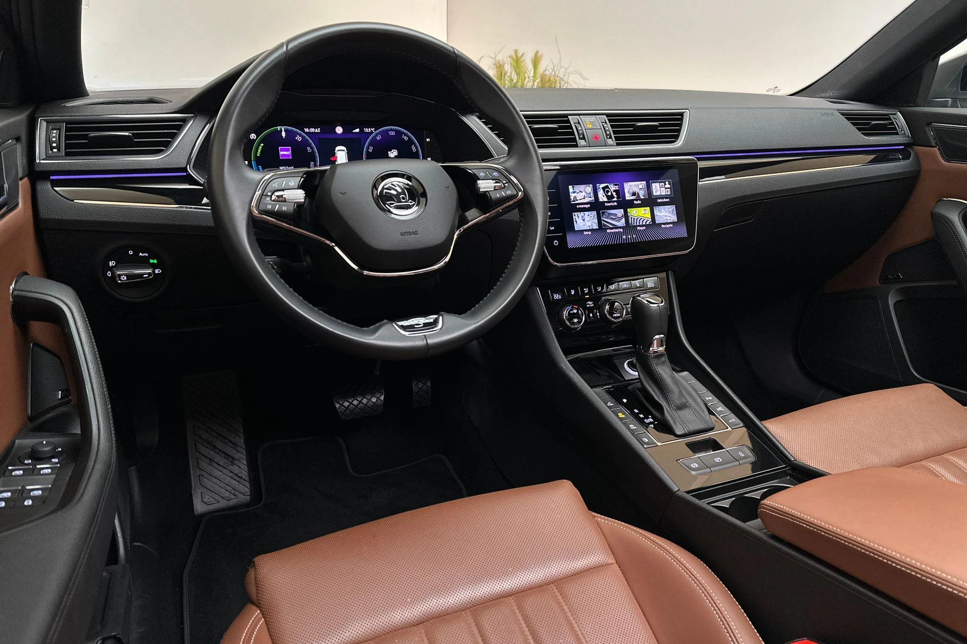 Hoofdafbeelding Škoda Superb