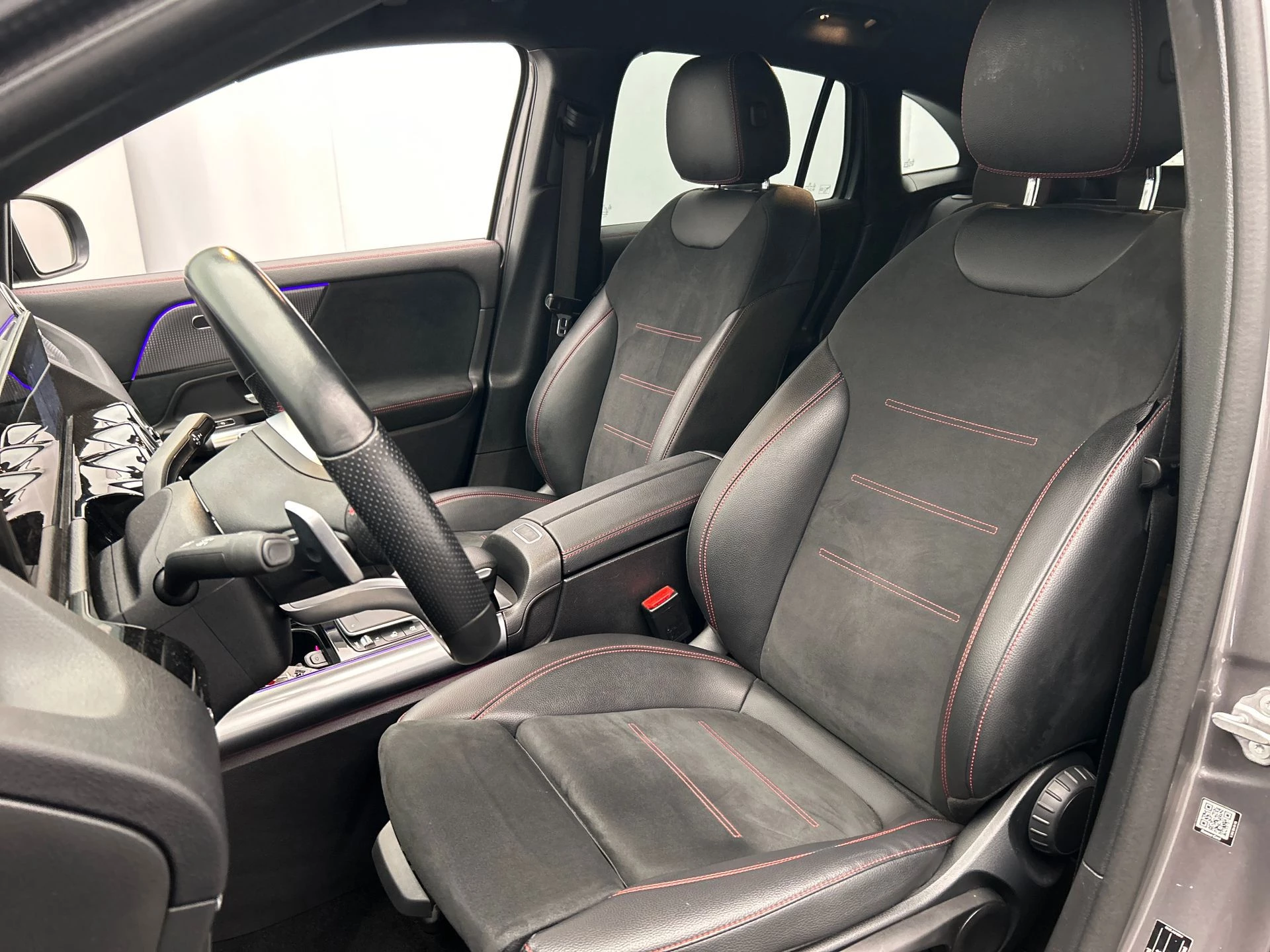 Hoofdafbeelding Mercedes-Benz EQA