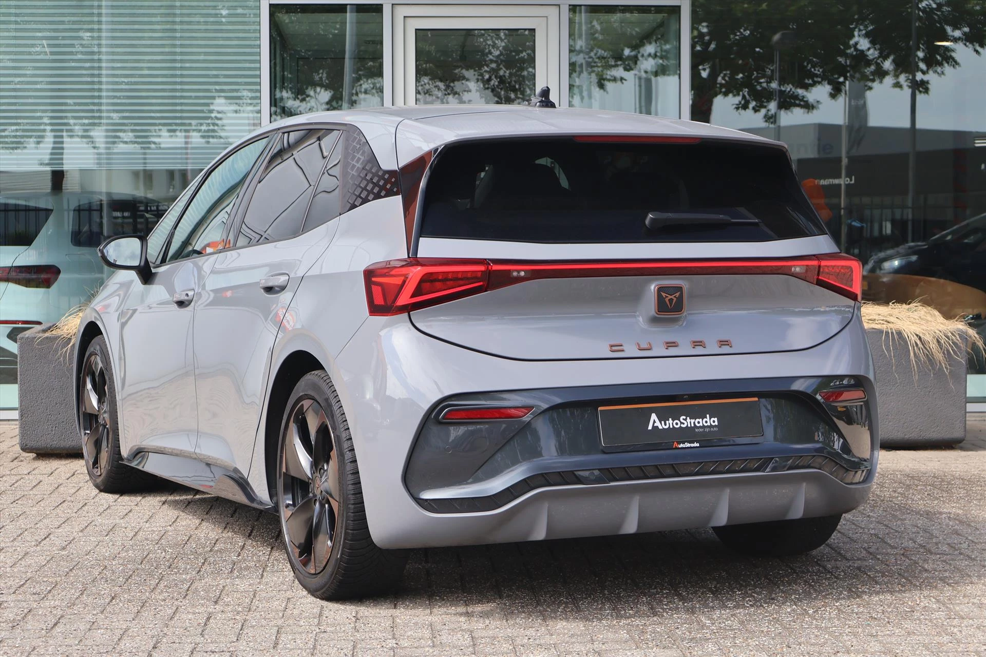 Hoofdafbeelding CUPRA Born