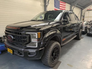 Hoofdafbeelding Ford F-250 Ford USA F 250 Superduty 7.3 V8 LPG Benzine Black Edition