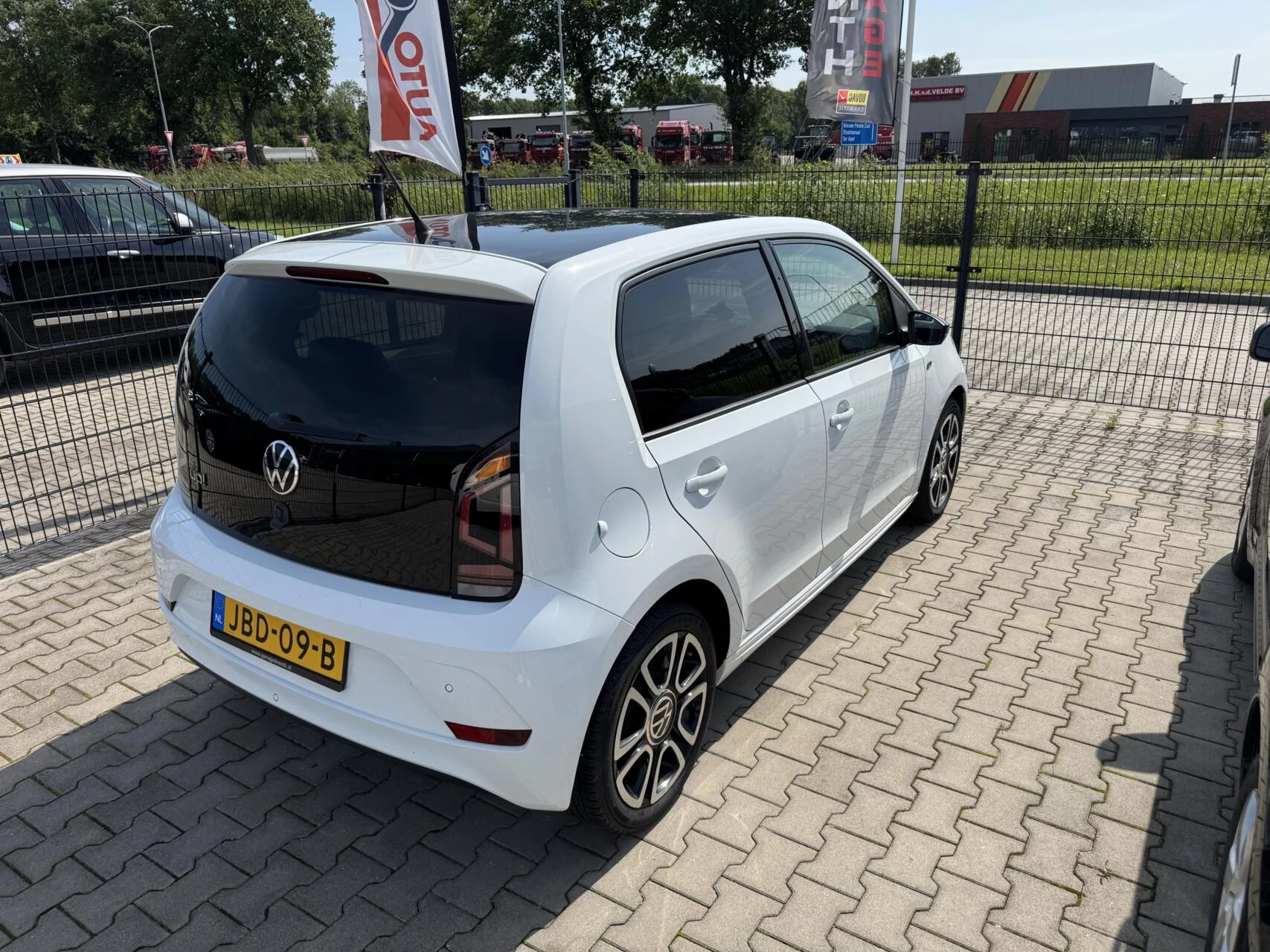 Hoofdafbeelding Volkswagen up!