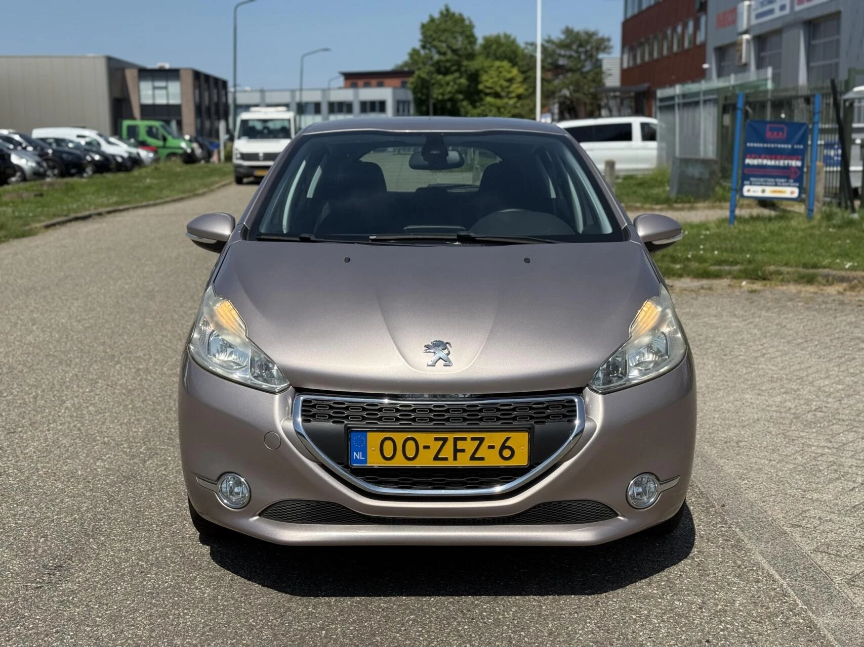 Hoofdafbeelding Peugeot 208