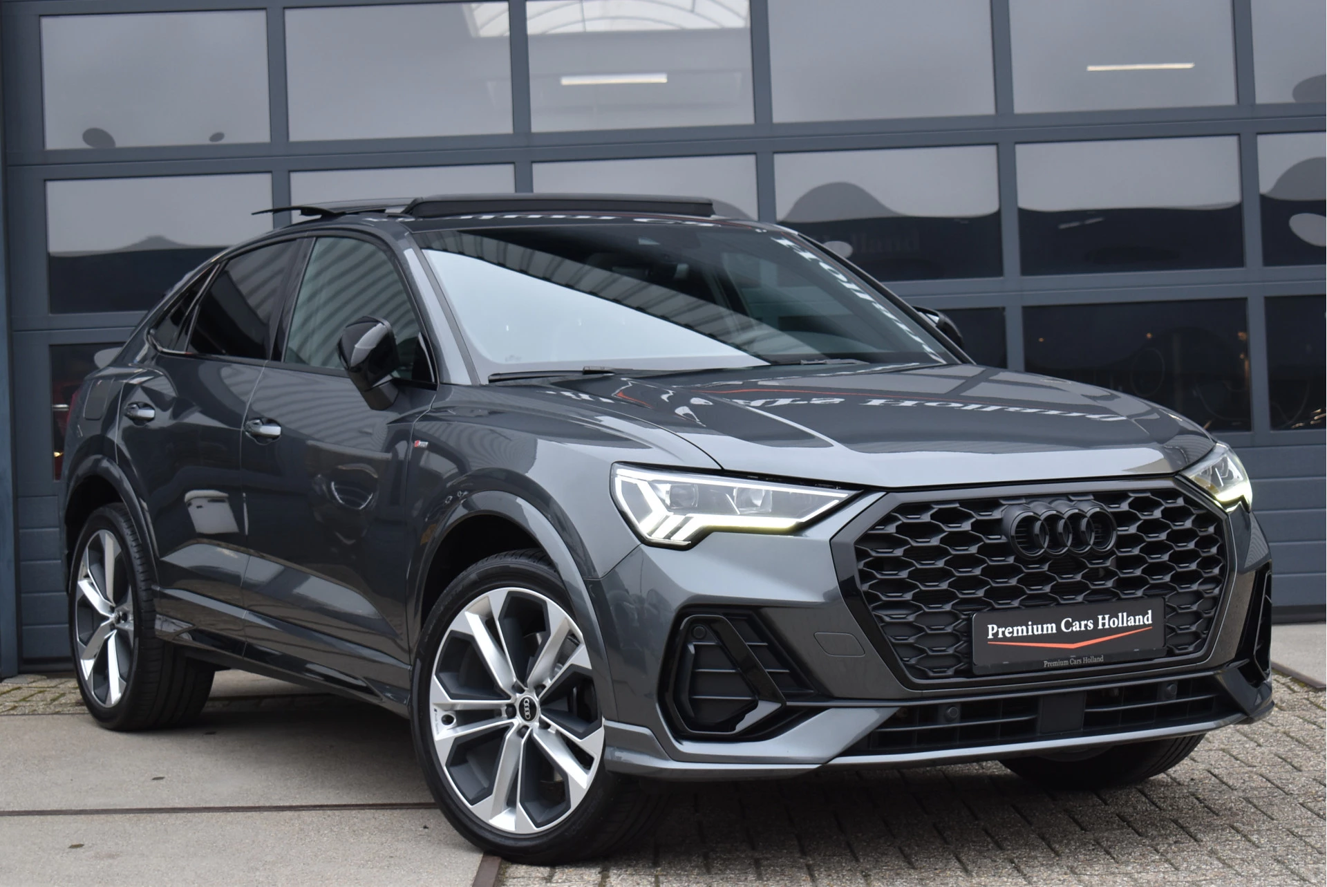 Hoofdafbeelding Audi Q3