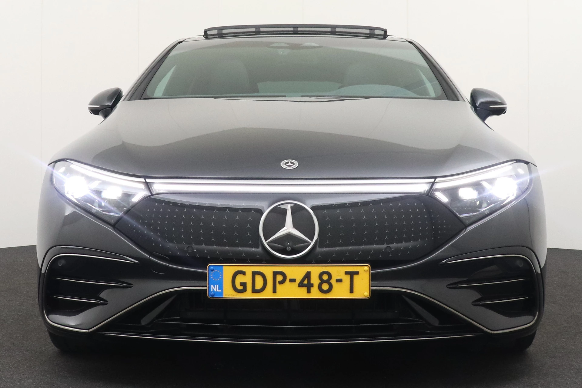 Hoofdafbeelding Mercedes-Benz EQS