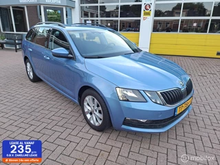 Hoofdafbeelding Škoda Octavia Skoda Octavia Combi 1.0 TSI Greentech Ambition Business