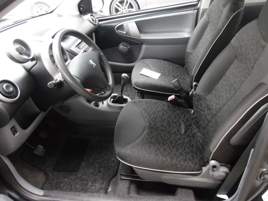 Hoofdafbeelding Peugeot 107