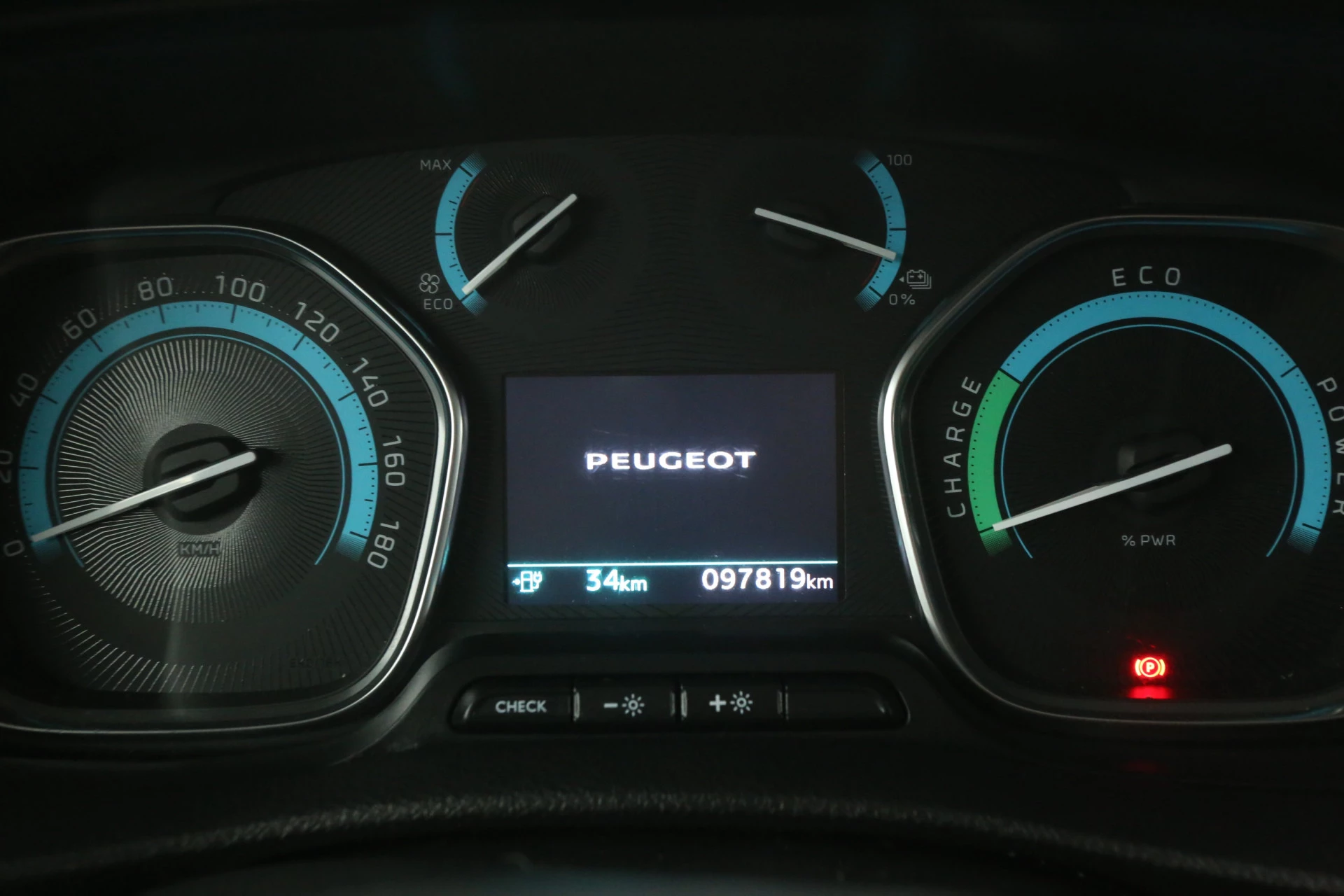 Hoofdafbeelding Peugeot e-Expert