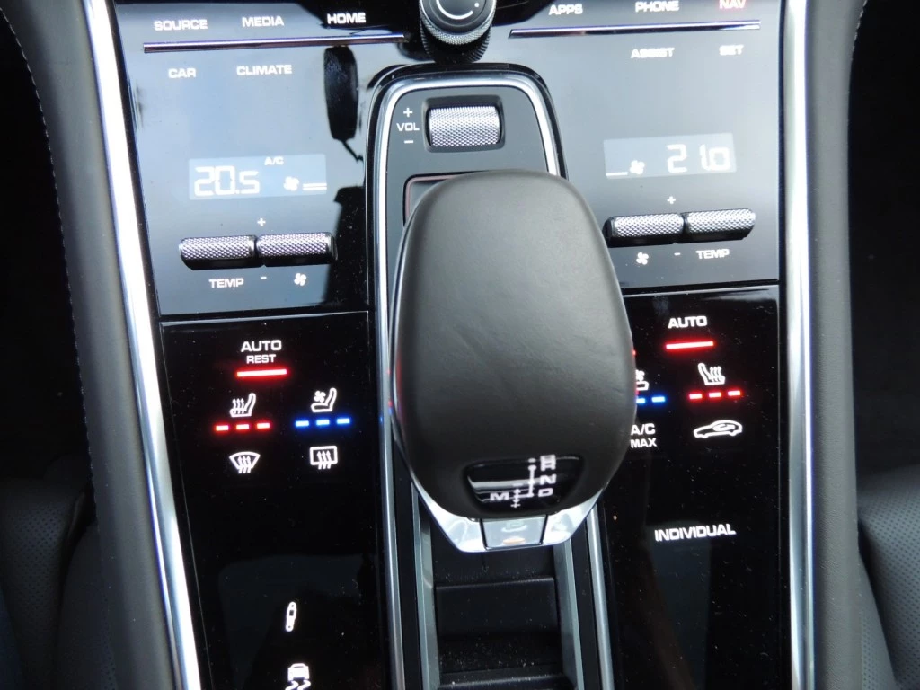 Hoofdafbeelding Porsche Panamera