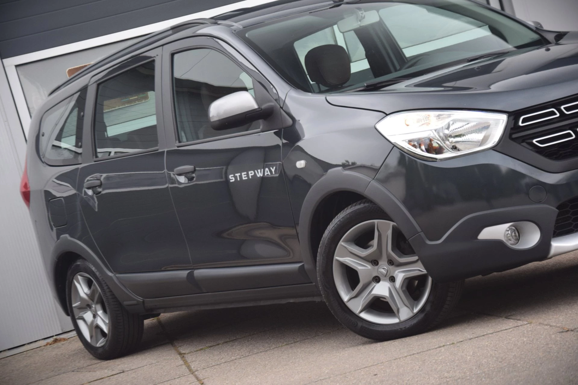 Hoofdafbeelding Dacia Lodgy