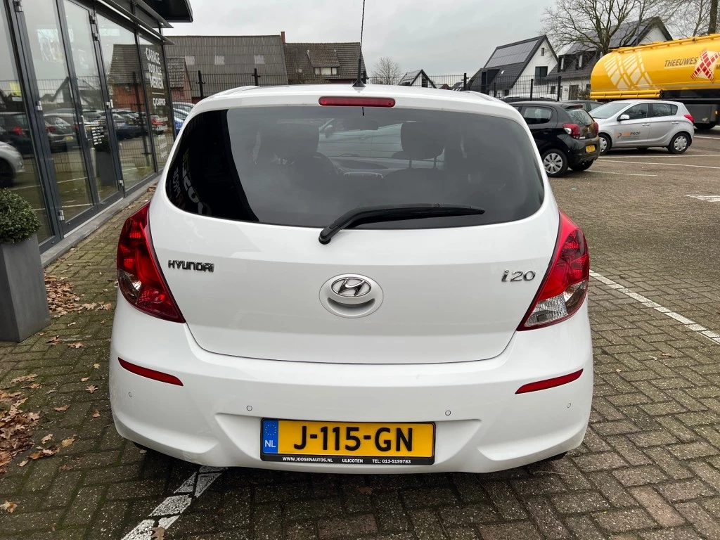 Hoofdafbeelding Hyundai i20
