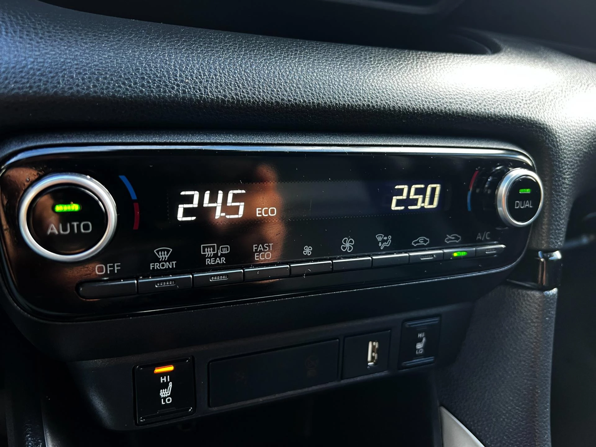 Hoofdafbeelding Mazda 2 Hybrid