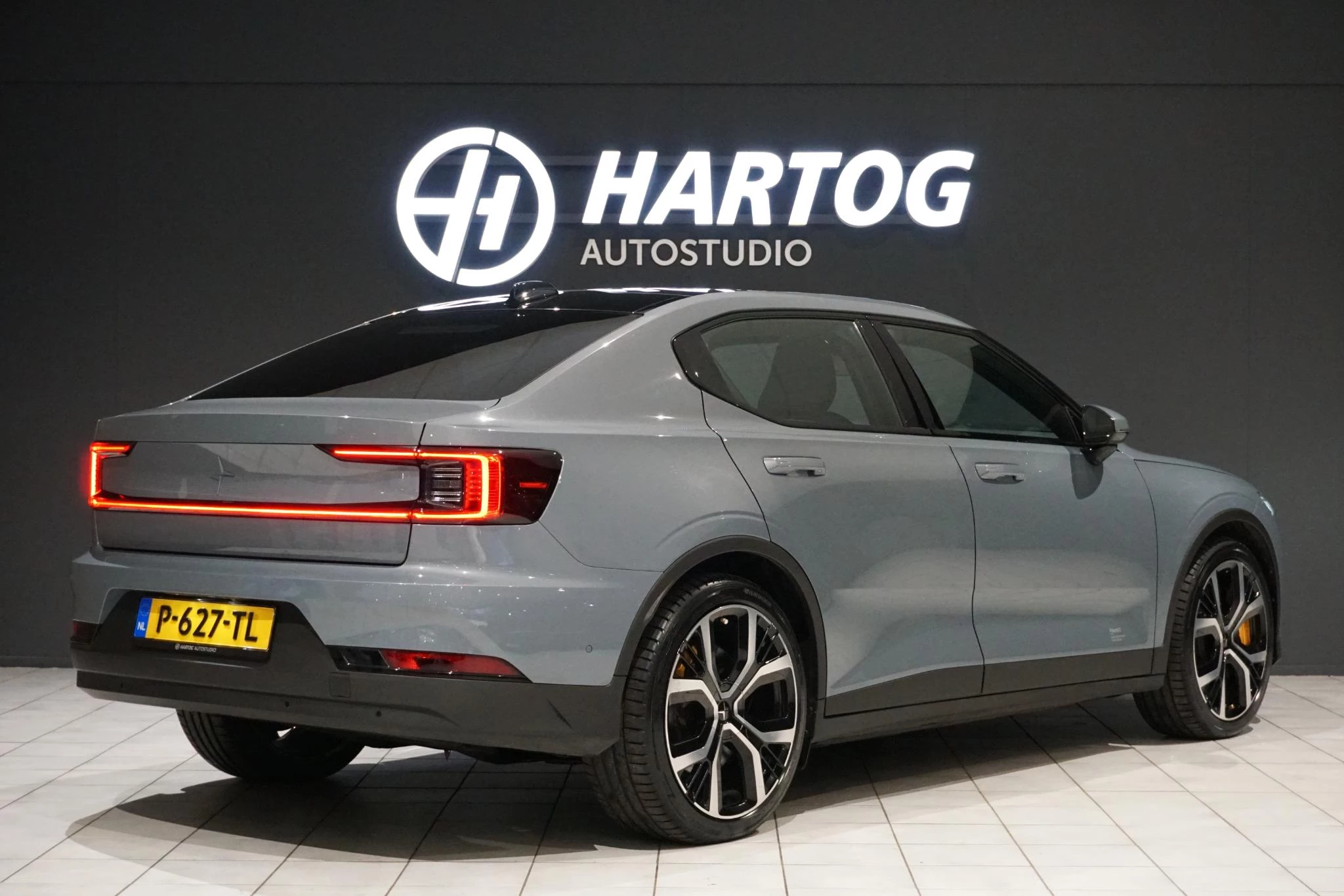 Hoofdafbeelding Polestar 2