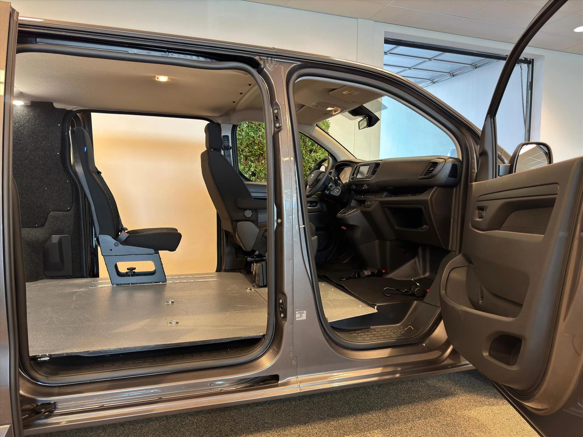 Hoofdafbeelding Opel Vivaro-e