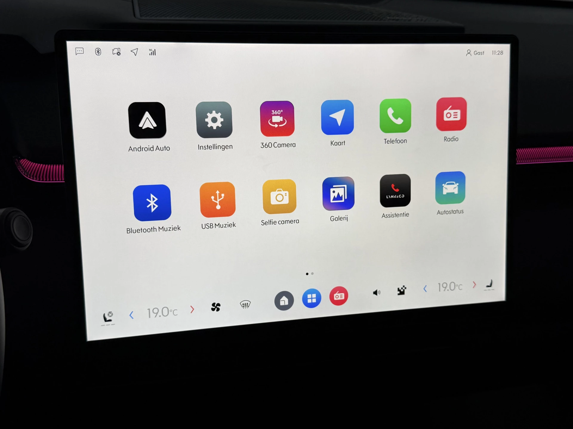 Hoofdafbeelding Lynk & Co 08