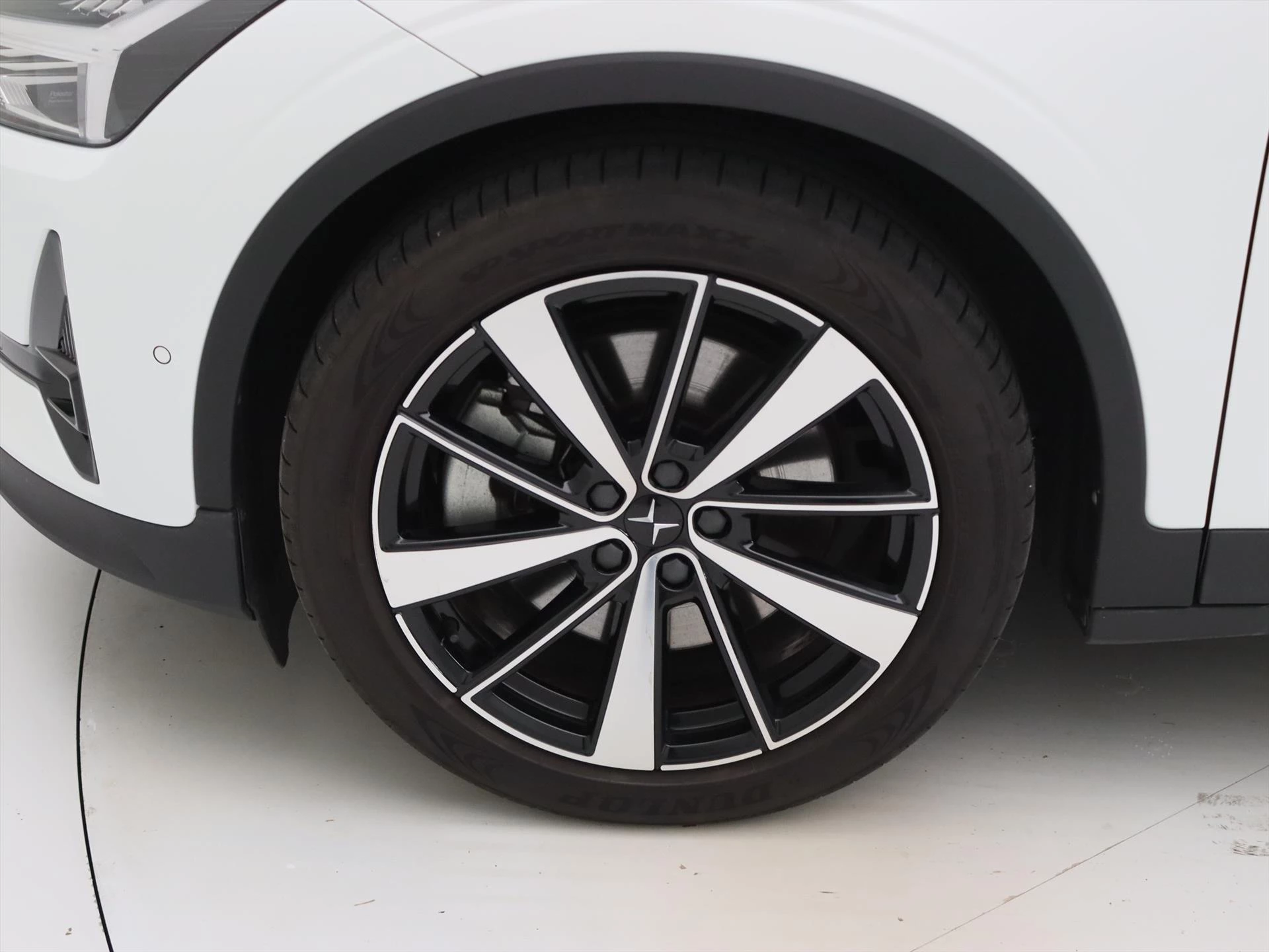 Hoofdafbeelding Polestar 2