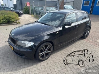 BMW 1-serie 118d Business Line Ultimate Edition MOTOR DEFECT